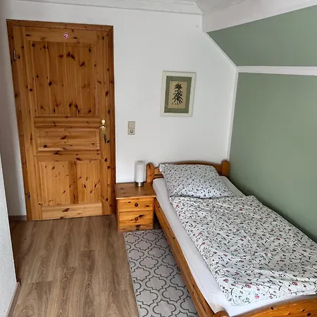 Bartke Zimmervermietung Bed and breakfast 3*